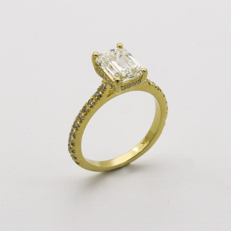 18K Gold Diamond Bangle - Atelier Diamante