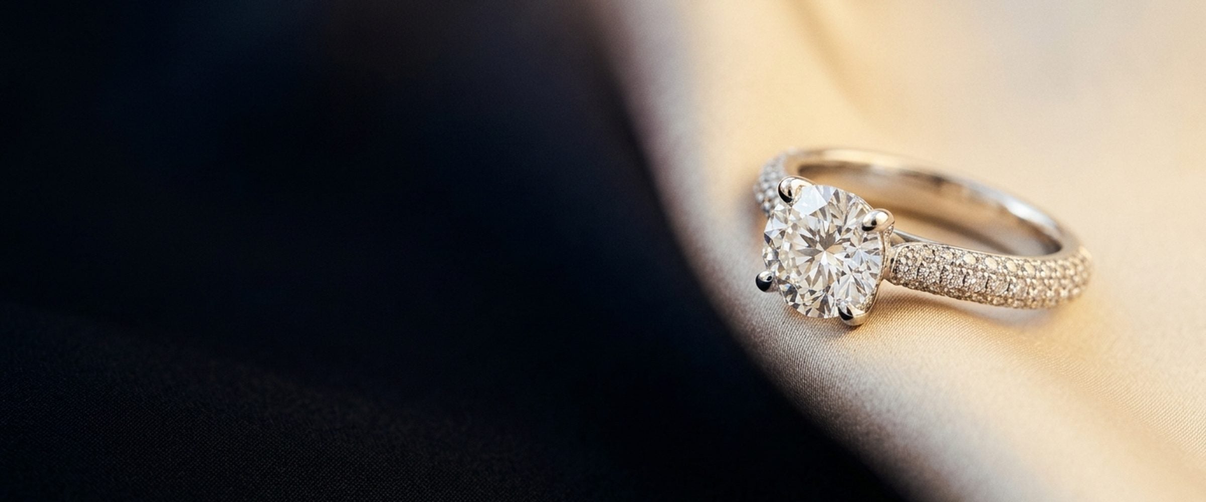 Pave Engagement Rings: Brilliance Across Every Millimeter