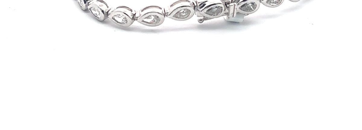 The Amelie bezel-set pear diamond tennis bracelet in 14K white gold