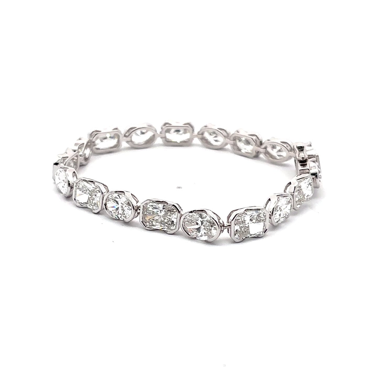 The Vendôme Bezel-Set Oval & Radiant Diamond Tennis Bracelet
