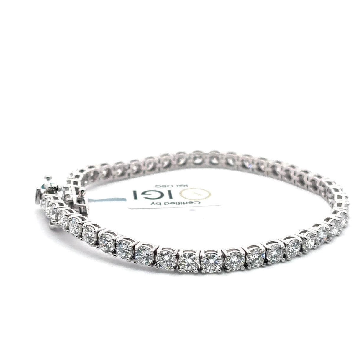 The Geneviève Round Diamond Tennis Bracelet