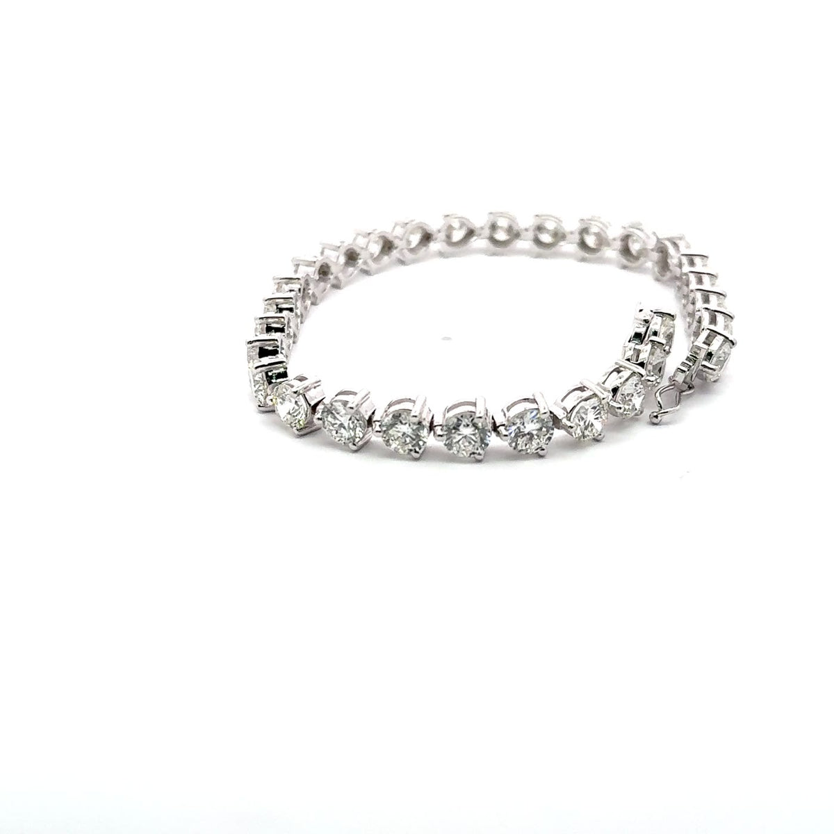 The Béatrice Round Diamond Tennis Bracelet