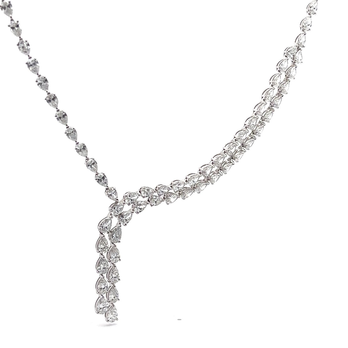 The Comète Pear Diamond Necklace