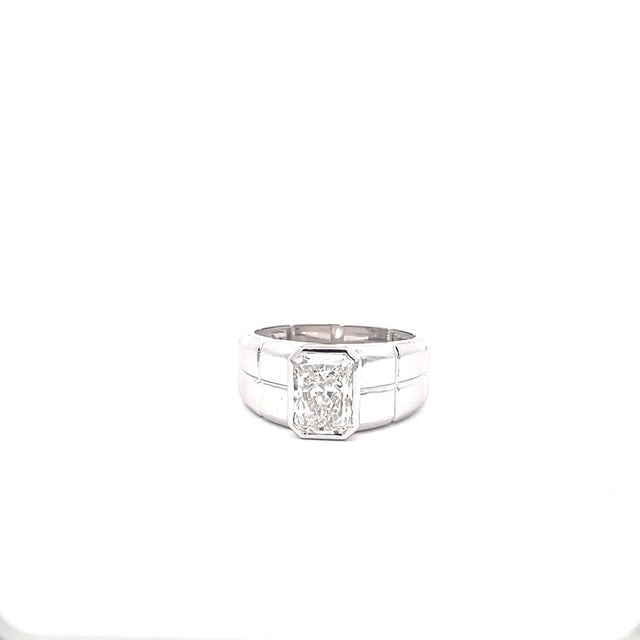 The Armand Radiant Bezel Signet Band