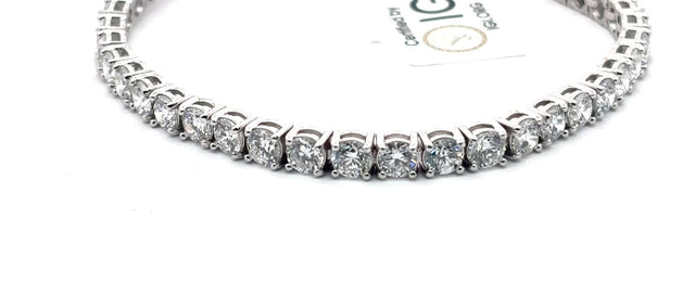 The Genevieve round diamond tennis bracelet in 18K white gold