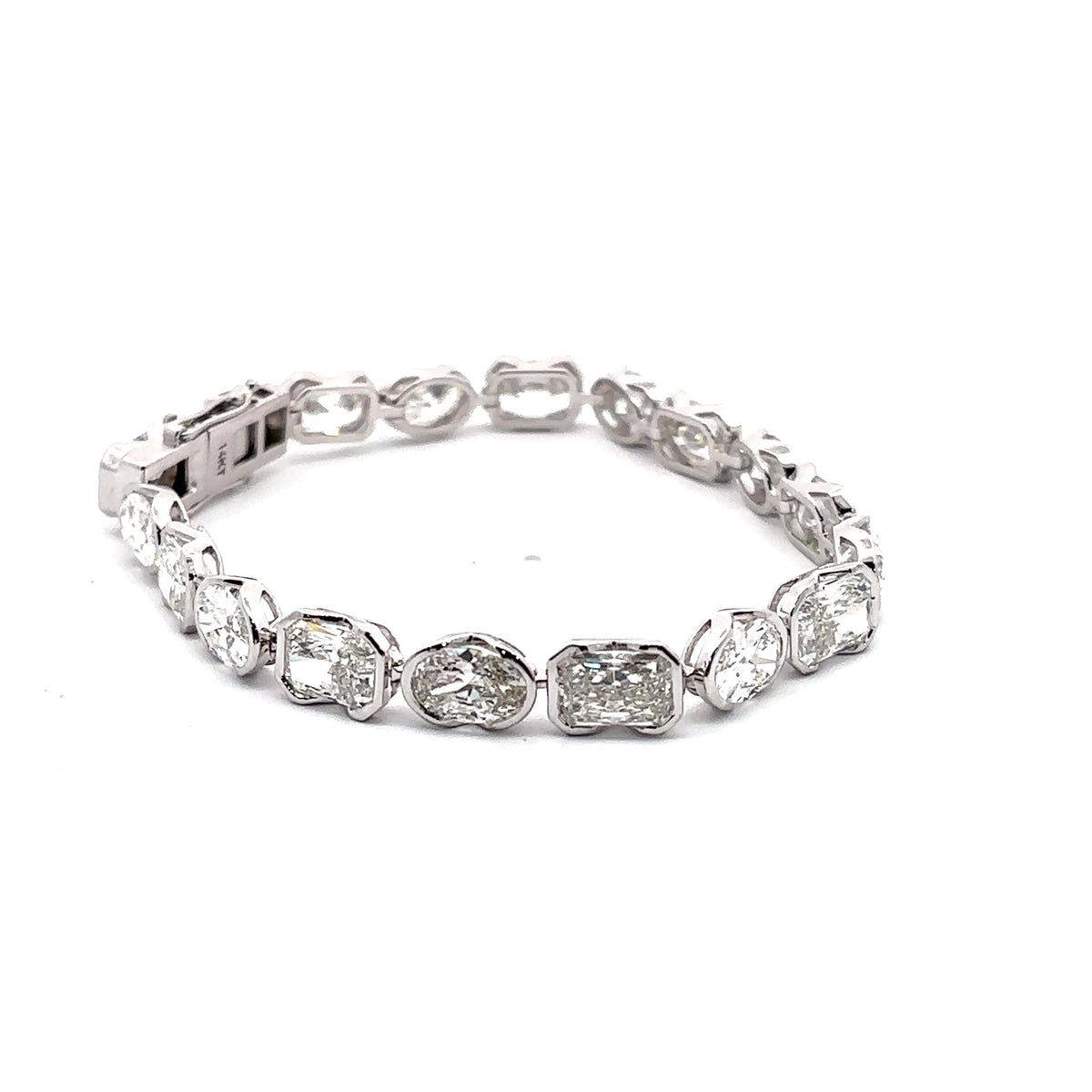 Vendome bezel oval and radiant diamond tennis bracelet