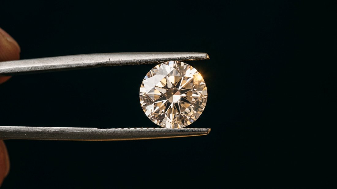 The Four Cs of diamonds